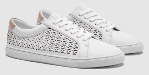 9E7AD6C3-995C-48A6-811D-AFD1167F6349