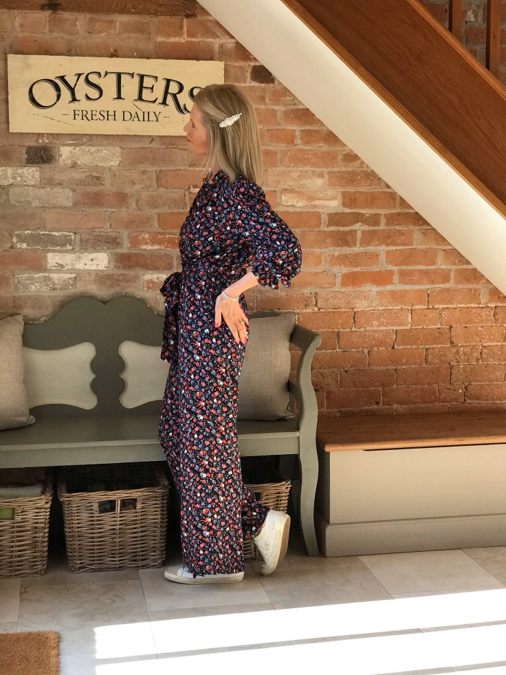 384CCF11-CCFF-455B-870A-861FA01CCB6A