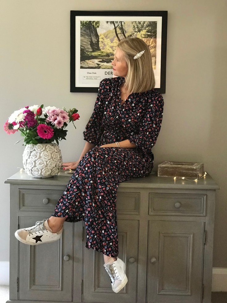 4B26B83E-FA3F-4C74-BF11-0257C9D57A6D